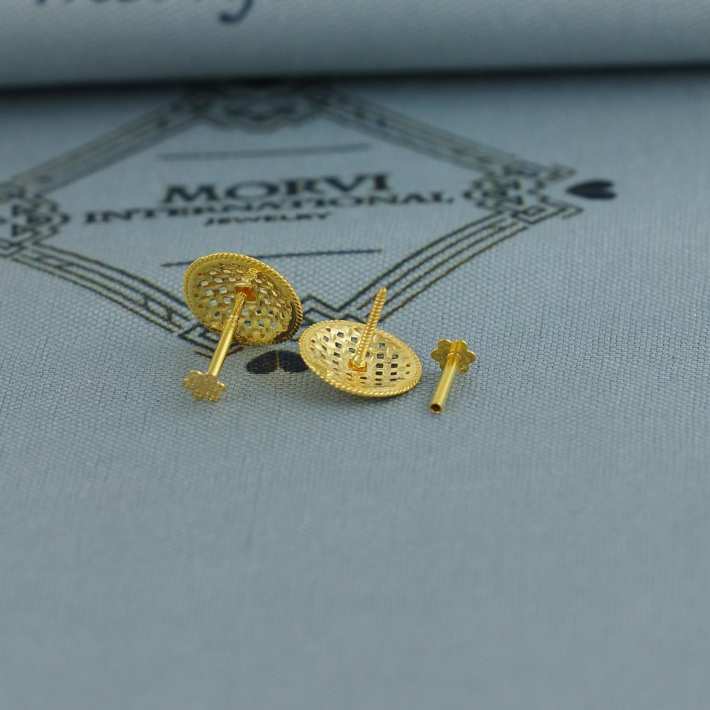 Filigree 18k Gold Studs cartilage studs earrings, baby Teen studs, cartilage piercing, intricate earrings, screw back small tiny earrings,