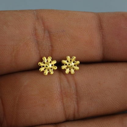 flower 18k Gold Studs cartilage earrings, baby Teen studs, cartilage piercing, screw back small tiny earrings,