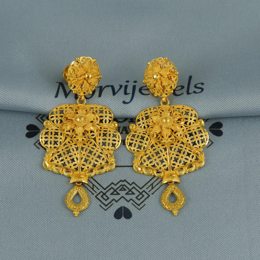 Flower 22k karat Gold Filigree Big Earrings, Handcrafted Gold Jewelry, Classic Fashion Indian Gold Intricate Earrings Jewelry, K6750