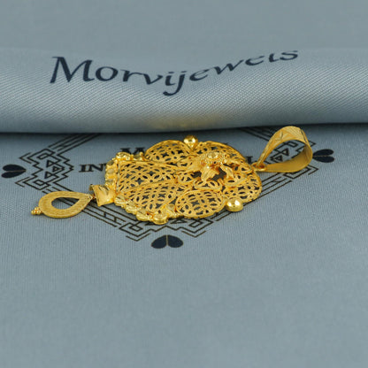 90s style Filigree 22k Gold Pendant Jewelry, Handcrafted Flower Genuine Gold Pendant, K6751