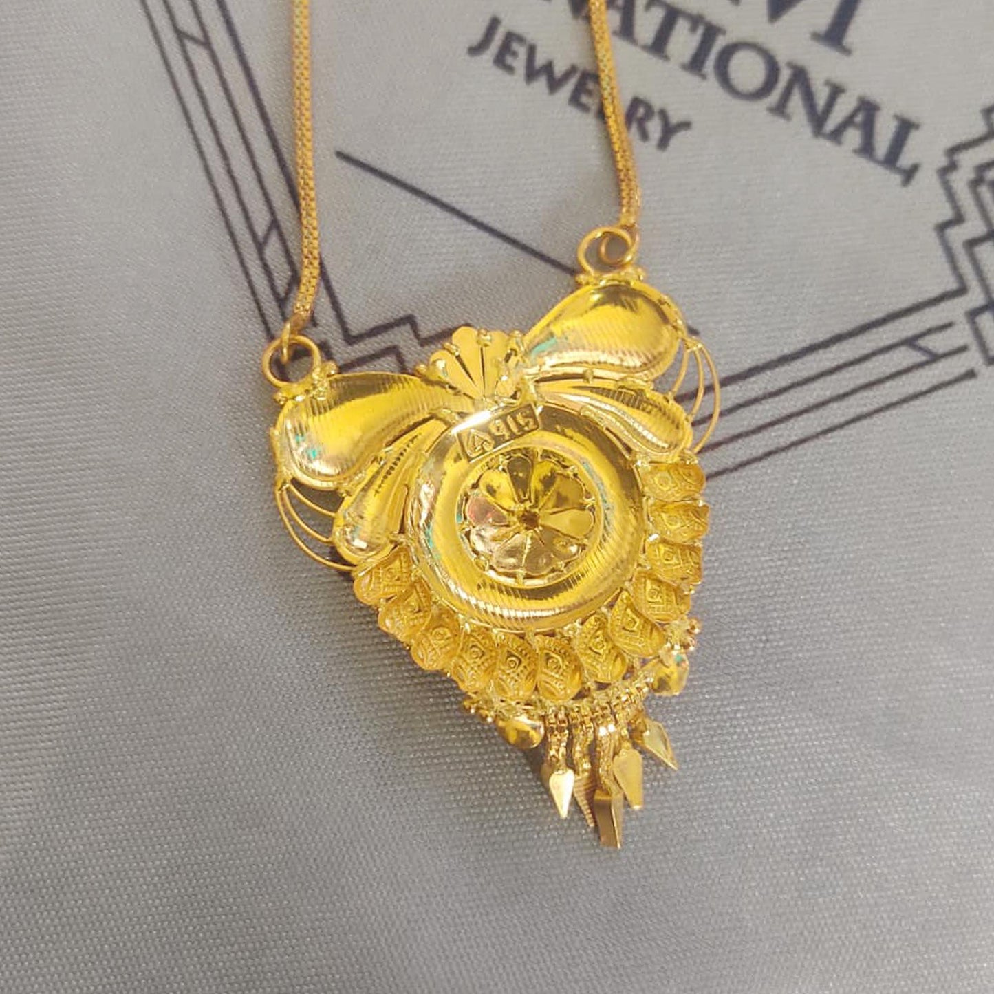 22k Yellow Gold Pendant Handmade Indian Handmade Vintage Antique Design Jewelry, K6714