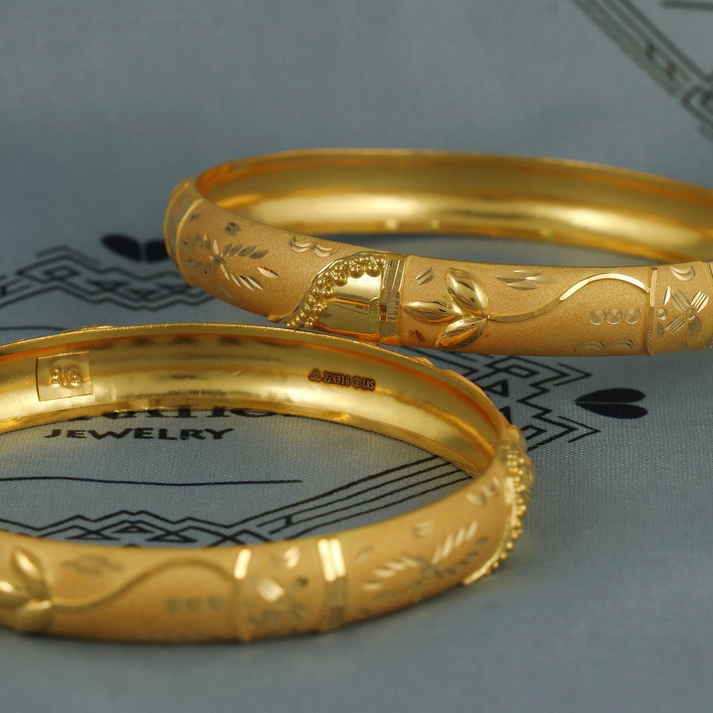 22k Gold Bangle Indian Handmade lightweight, wax filled, Pair Bangle, all size, Handmade Gold Bangle Floral Design, 22k Jewelry Indian