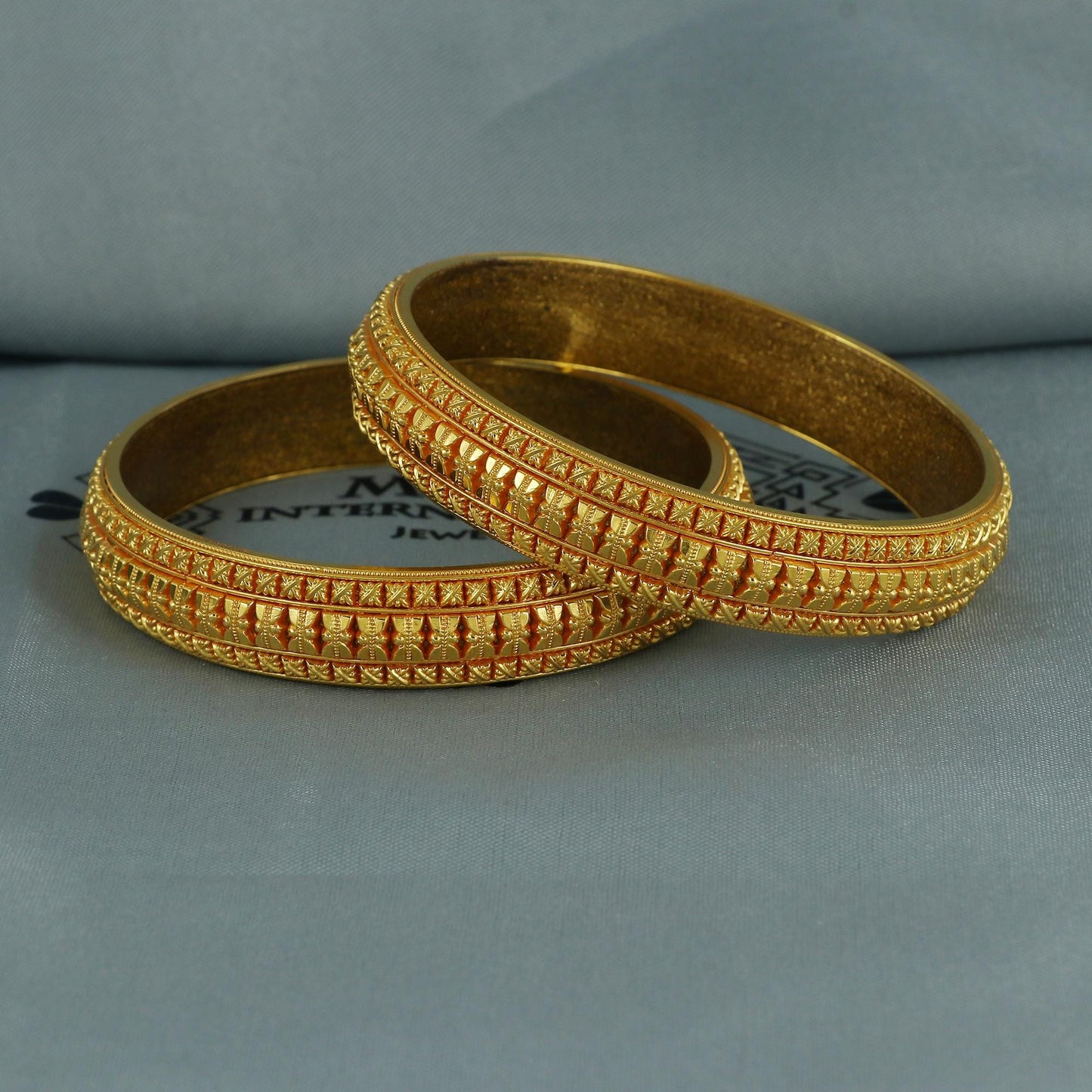 Real 18k gold bangle bracelet, Indian gold bangle jewelry, wedding bridal jewelry, inner wax filled, 13mm floral vintage bangle, K6733A