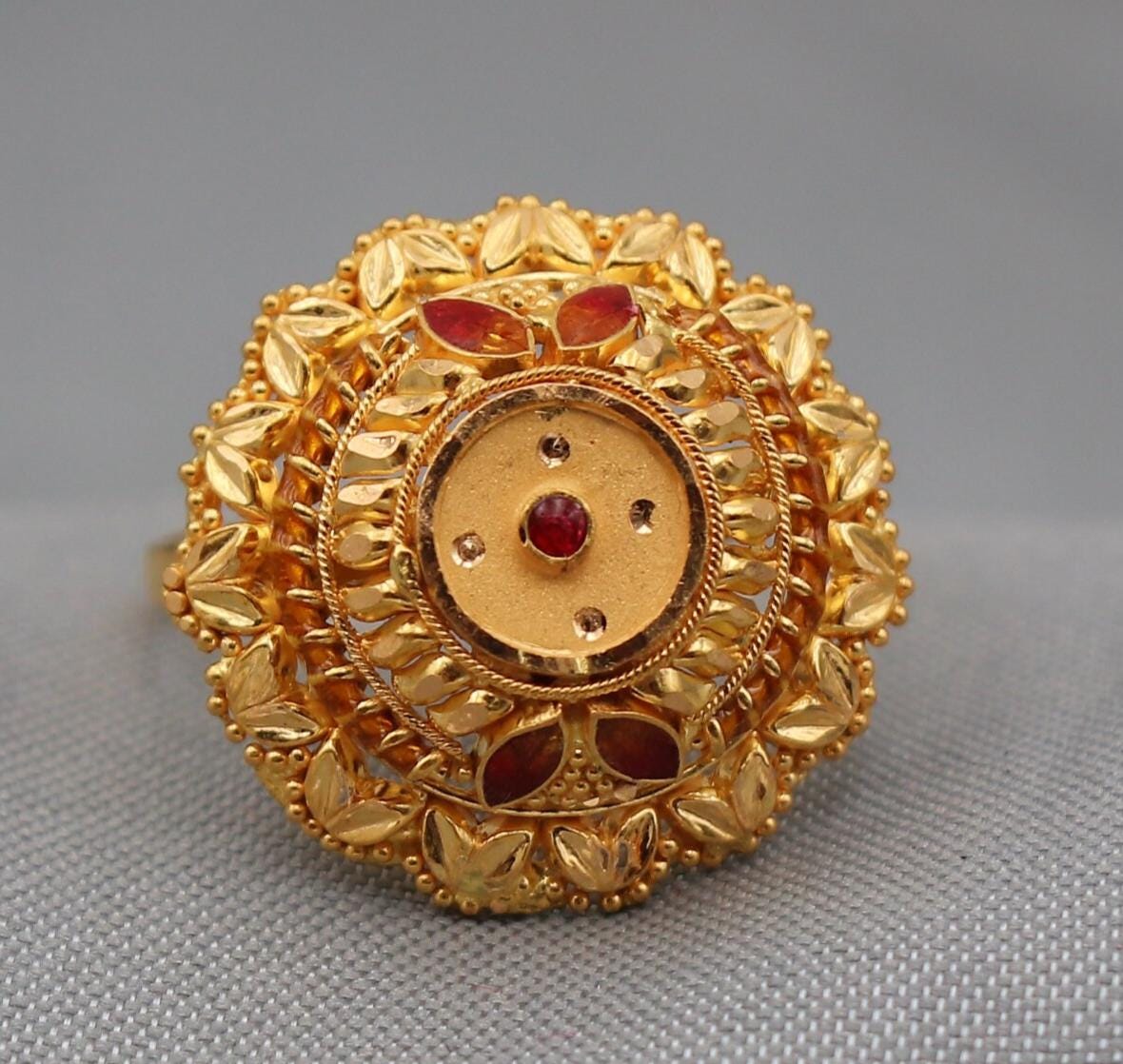 Leaves round 22k solid gold indian ring, k2357