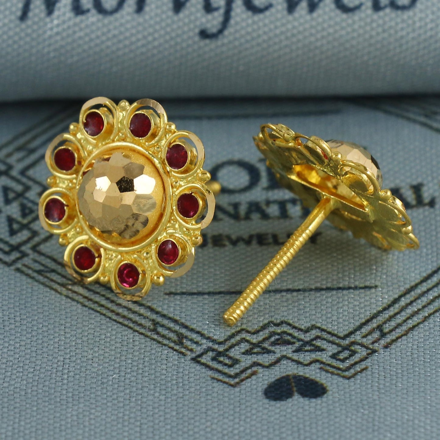 Pure 22k Yellow Gold Stud Earrings Handmade jewelry, Indian Gold Tops Earrings Jewelry for Women, K6855