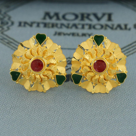 22k Gold Earrings Tops, Handmade vintage traditional solid gold earrings Indian jewelry, Small flower Stud Jewelry, K6840