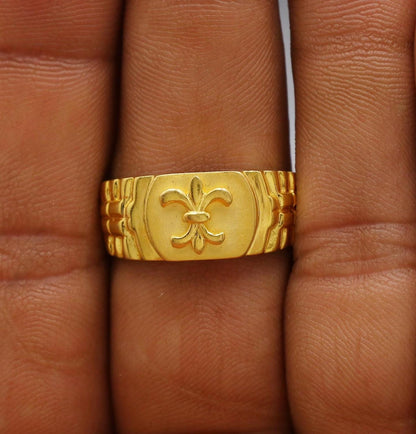 22k Gold Gold Ring Fleur de lis, K6156
