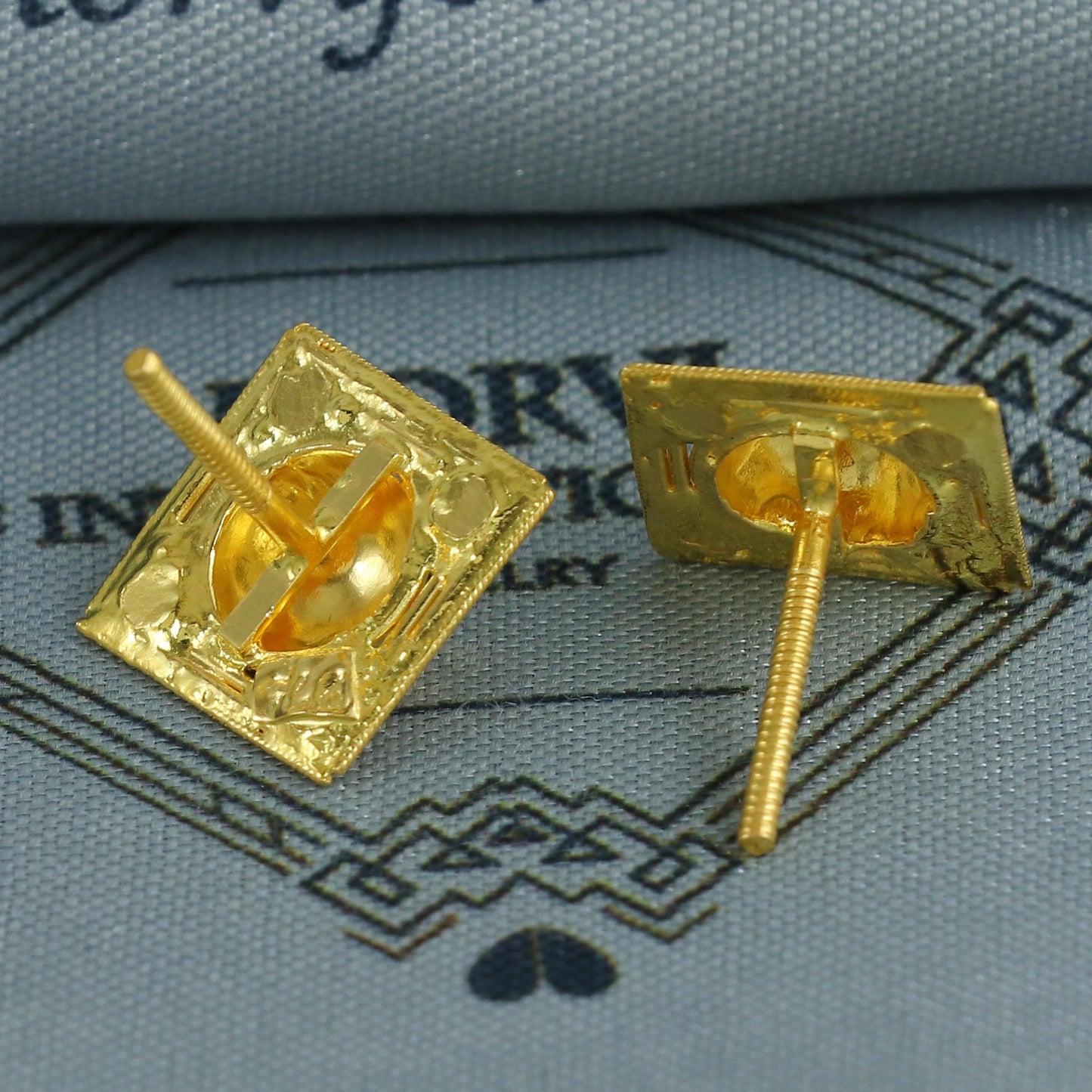 Pure 22k Yellow Gold Stud Earrings Handmade jewelry, Indian Gold Tops Earrings Jewelry for Women