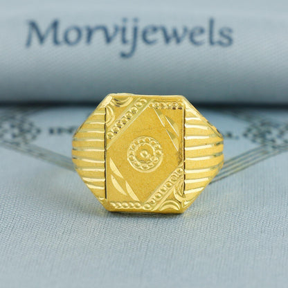 Hand Carved 22k solid gold ring handmade jewelry, Vintage Antique Style Indian Ring, Light Weight Gold Jewelry, K6871