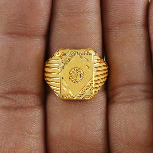Hand Carved 22k solid gold ring handmade jewelry, Vintage Antique Style Indian Ring, Light Weight Gold Jewelry, K6871