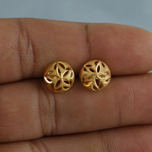 18k Gold Studs earrings, screw back small earrings, Genuine Gold Earrings Indian Handmade Jewelry for Women, K6936