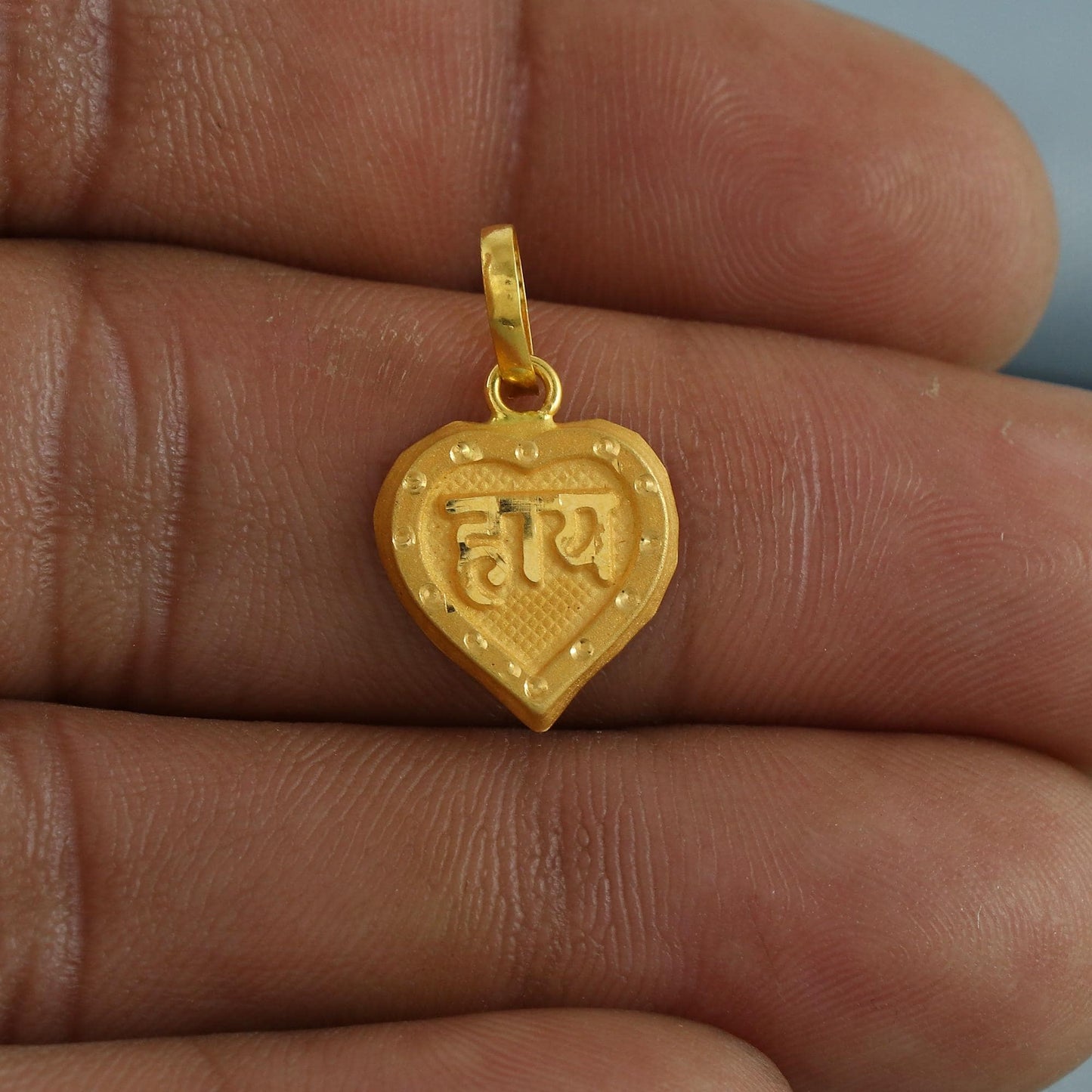 22k Yellow Gold Haye Small Pendant, MJ0132