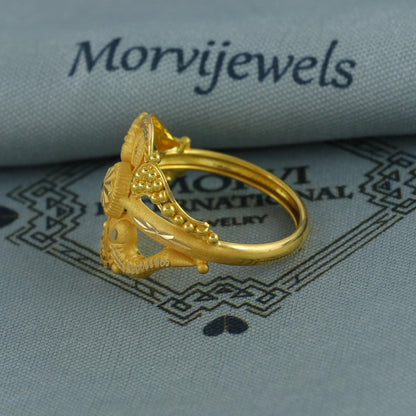 Dainty 22k Gold Ring Size 7.75 US Indian Jewelry, K6945