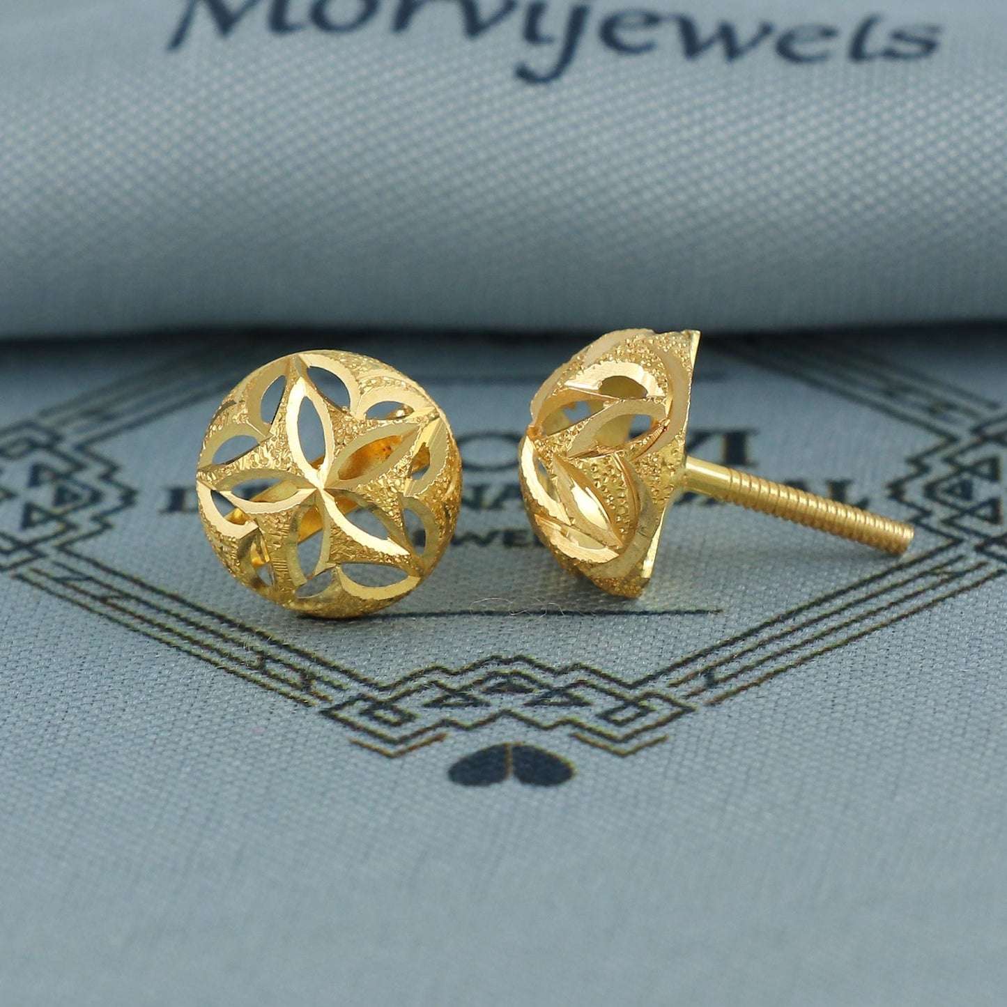 18k Gold Studs earrings, screw back small earrings, Genuine Gold Earrings Indian Handmade Jewelry for Women, K6936