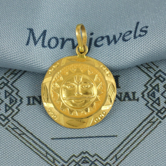 Sun faced carved 22kt 22k Yellow Gold Pendant Necklace Jewelry for Gift, Pure gold dangling pendant indian jewelry for gift, K6972