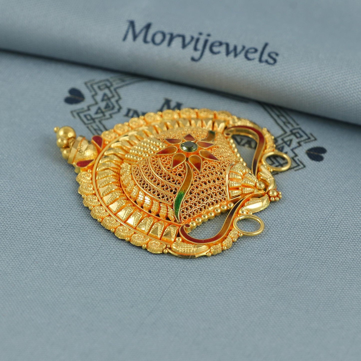intricate 22k gold pendant necklace Handmade Indian Handmade Vintage Antique Design Jewelry, K6943