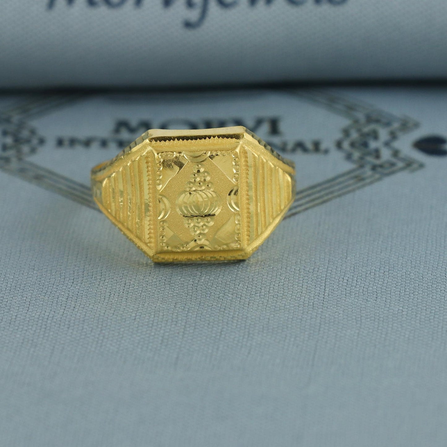 18k Gold Indian Ring, Hand Carved Light Weight Ring, K6973