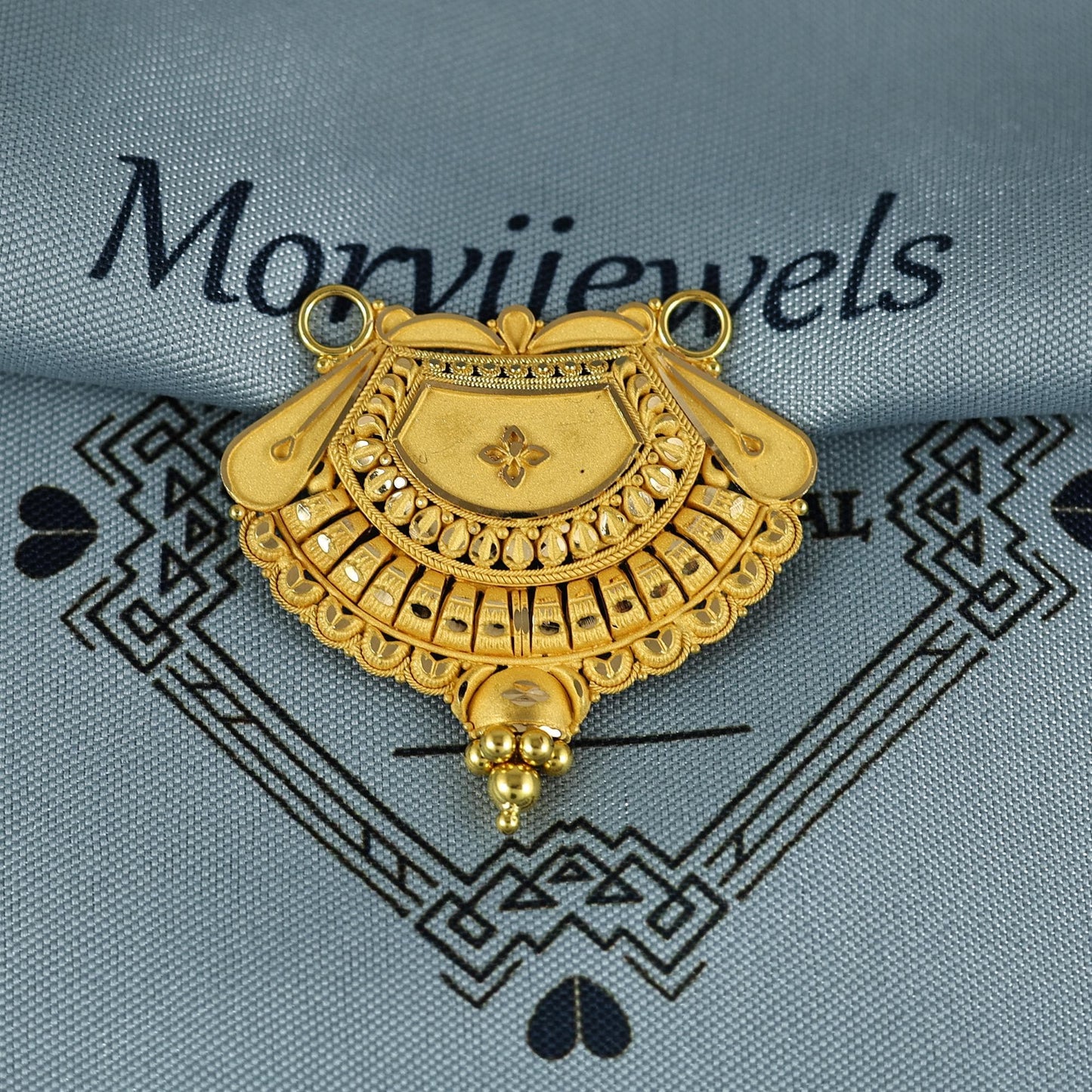 Pure 22k Yellow Gold Pendant Necklace Handmade Indian Mangalsutra Handmade Vintage Antique Design Jewelry, K6996