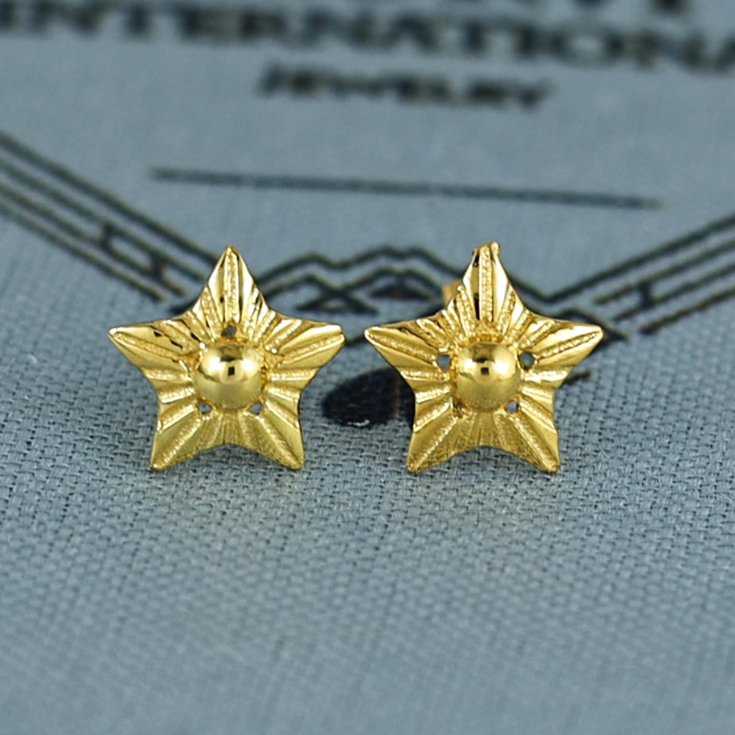 18k Gold Studs earrings, screw back small star earrings, Genuine Gold Earrings Indian Handmade Jewelry for Women, K7026
