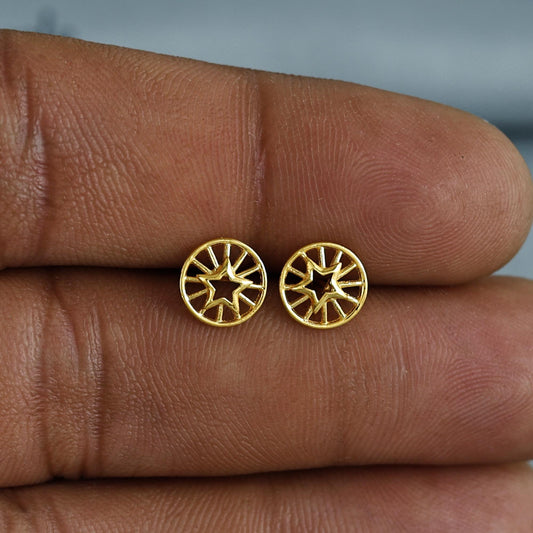 18k Gold Studs earrings, screw back small star earrings, Genuine Gold Earrings Indian Handmade Jewelry for Women, K7033