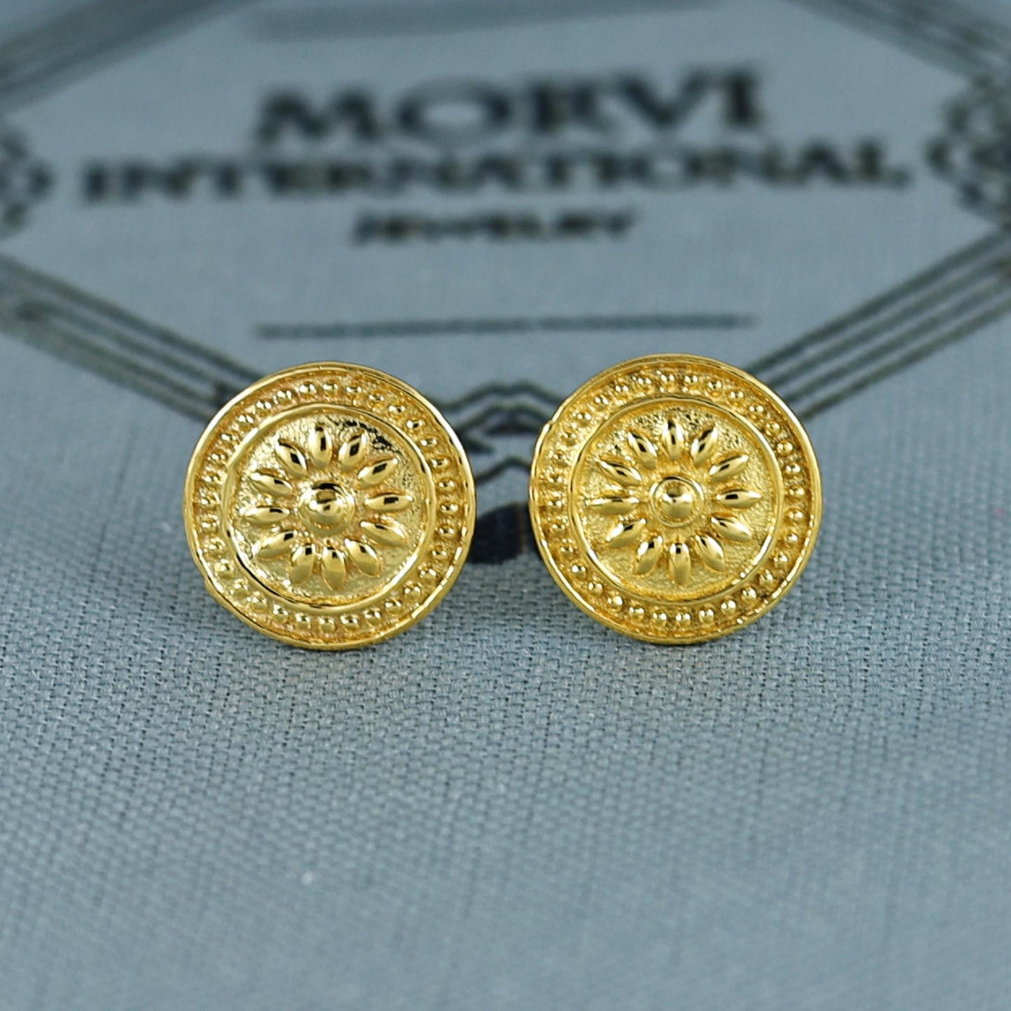 18k Gold Studs earrings, screw back small flower earrings, Genuine Gold Earrings Indian Handmade Jewelry for Women, K7034