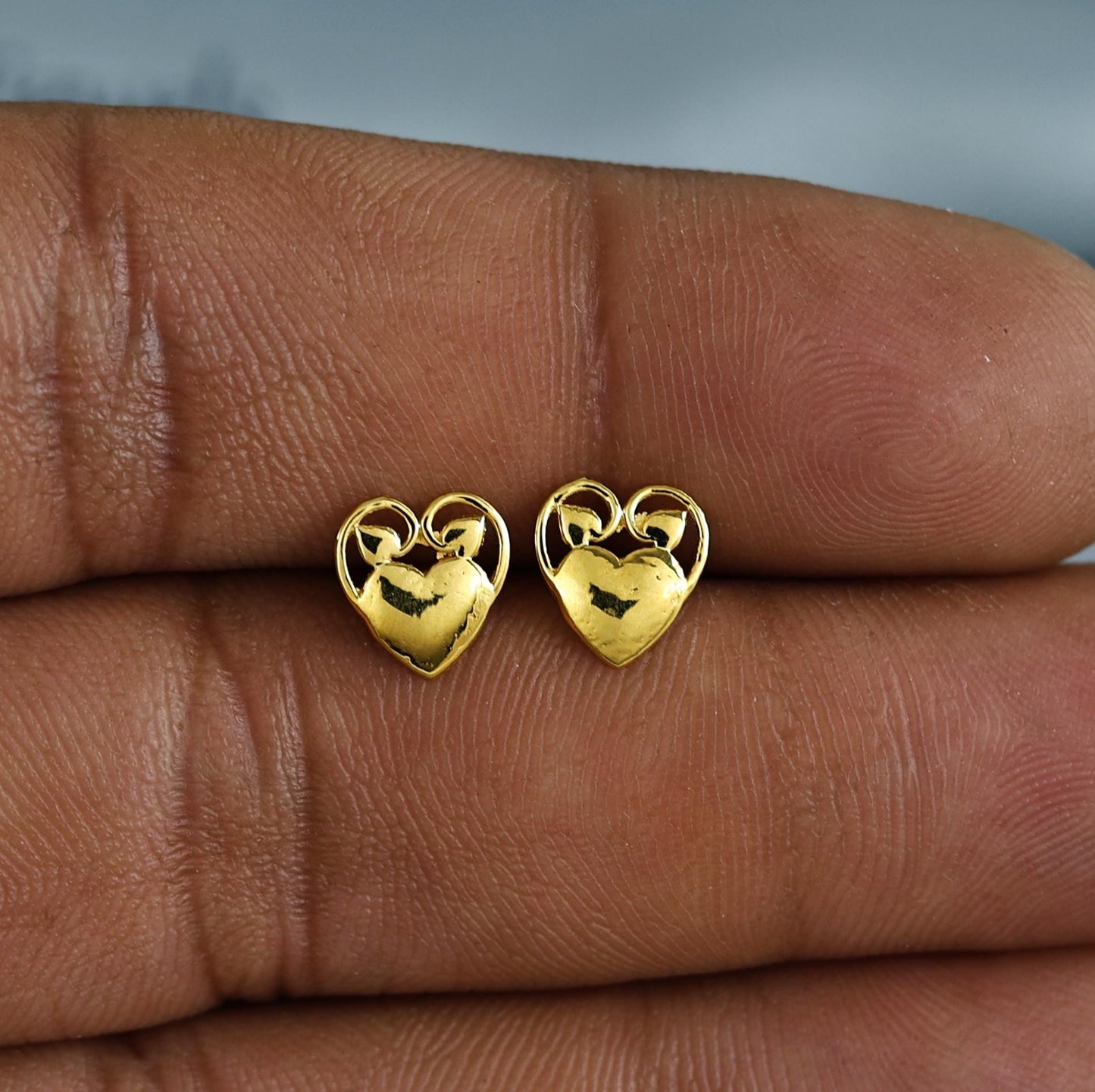 18k Gold Studs earrings, screw back small heart earrings, Genuine Gold Earrings Indian Handmade Jewelry for Women, K7037