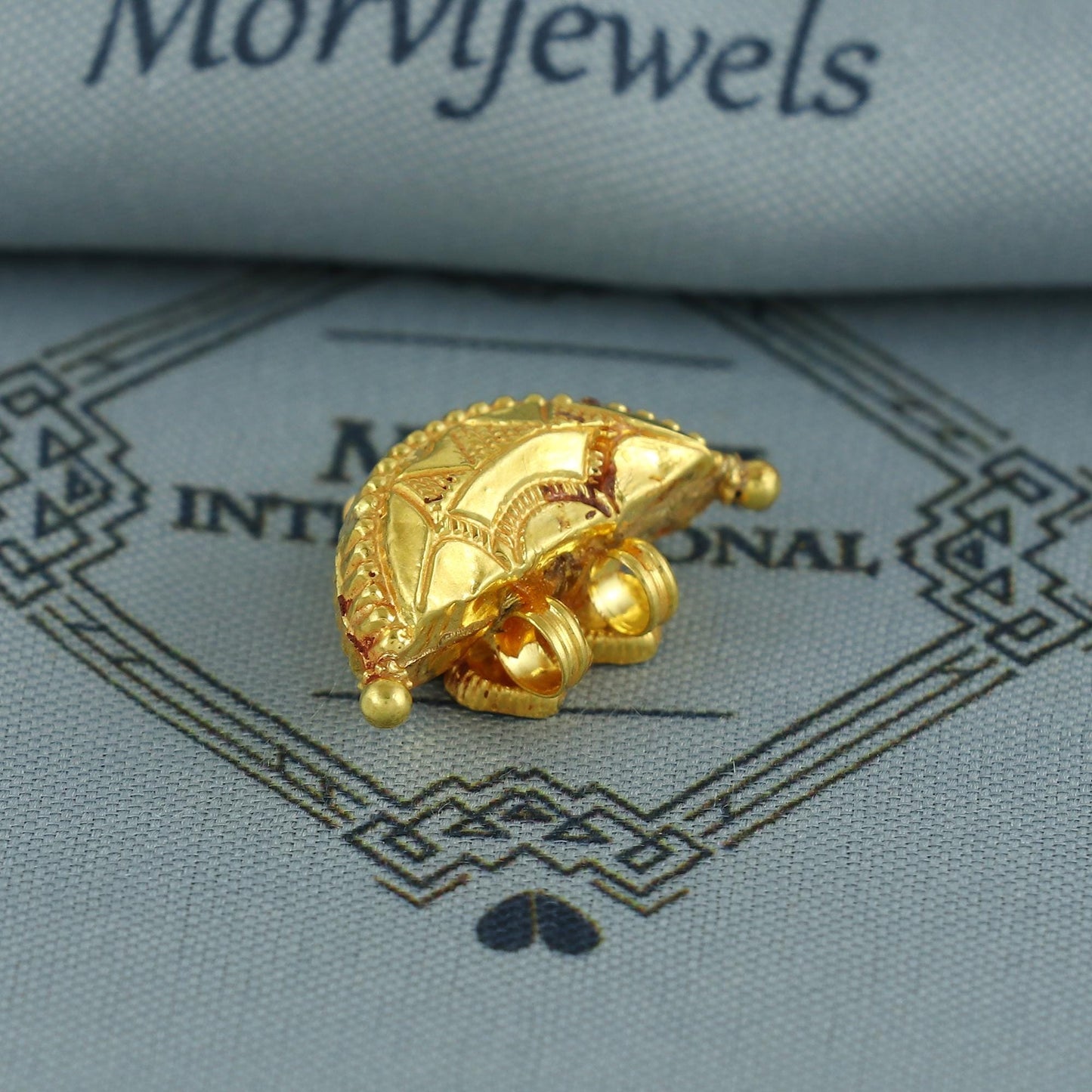 22k Gold Pendant Amulet Jewelry, Tabiz Style Traditional Indian Gold Jewelry, vintage antique design, K7073