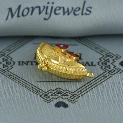 22k Gold Pendant Amulet Jewelry, Tabiz Style Traditional Indian Gold Jewelry, vintage antique design, K7074