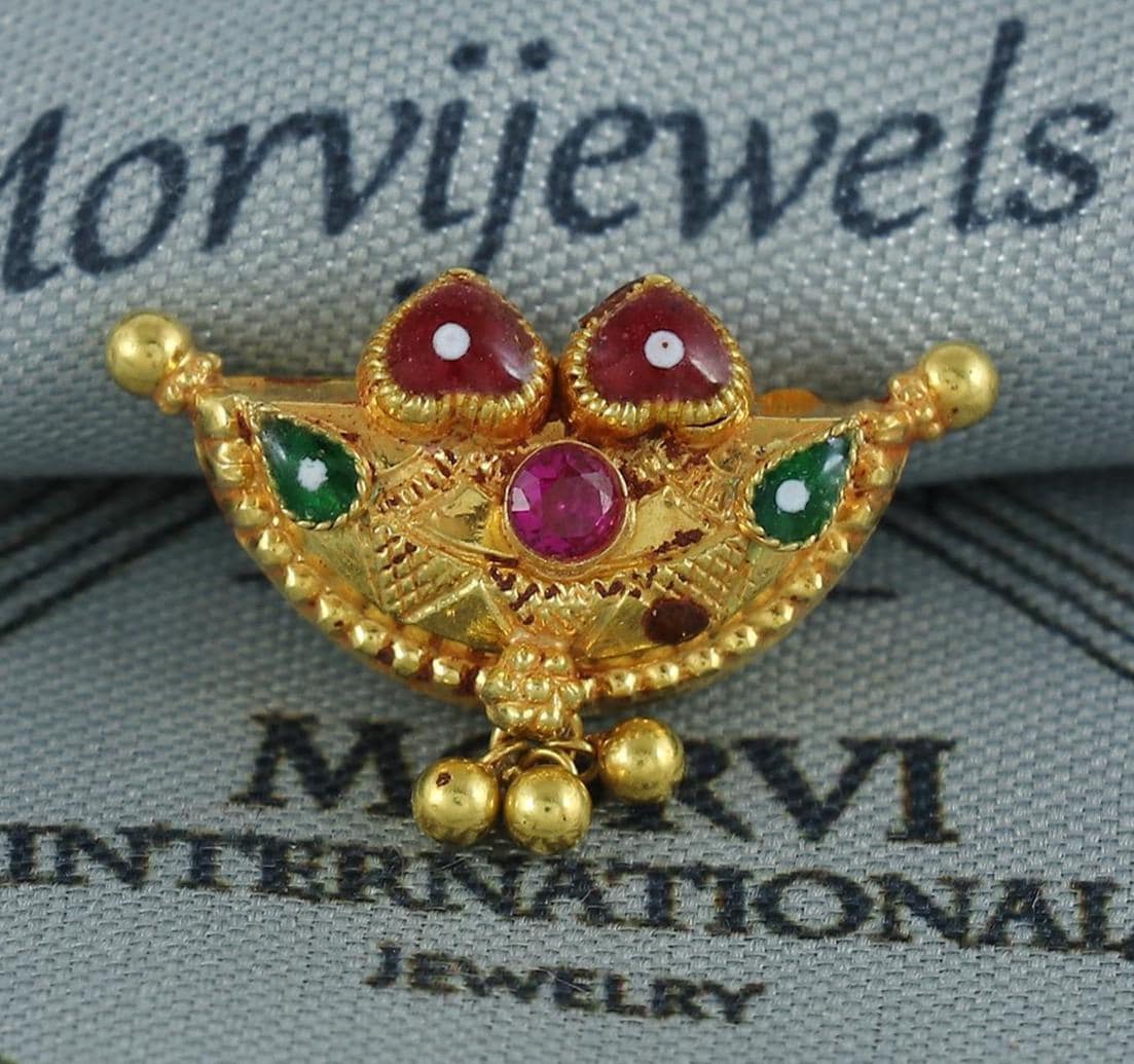 22k Gold Pendant Amulet Jewelry, Tabiz Style Traditional Indian Gold Jewelry, vintage antique design, K7078