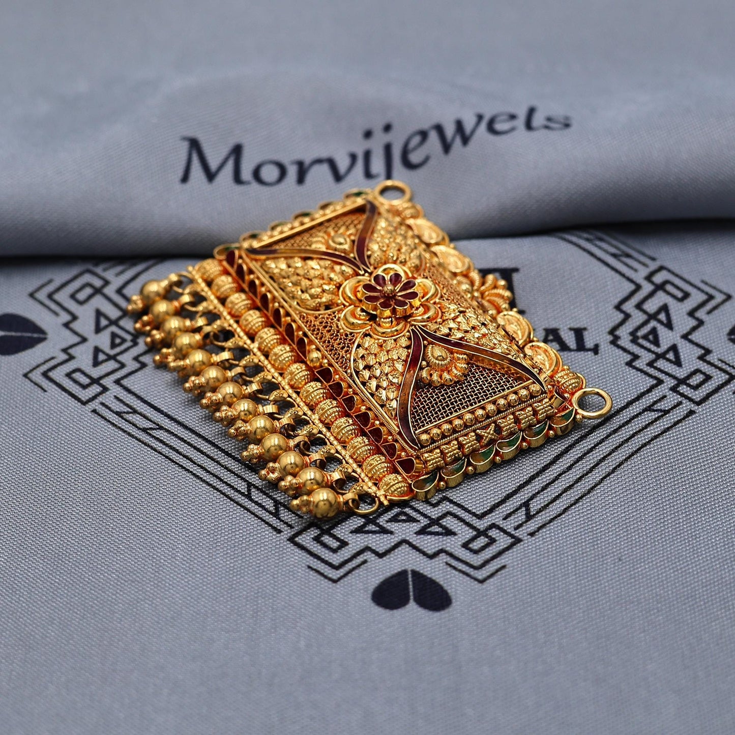 22k Yellow Gold Pendant Necklace Handmade Indian Mangalsutra Handmade Vintage Antique Design Jewelry, K6982