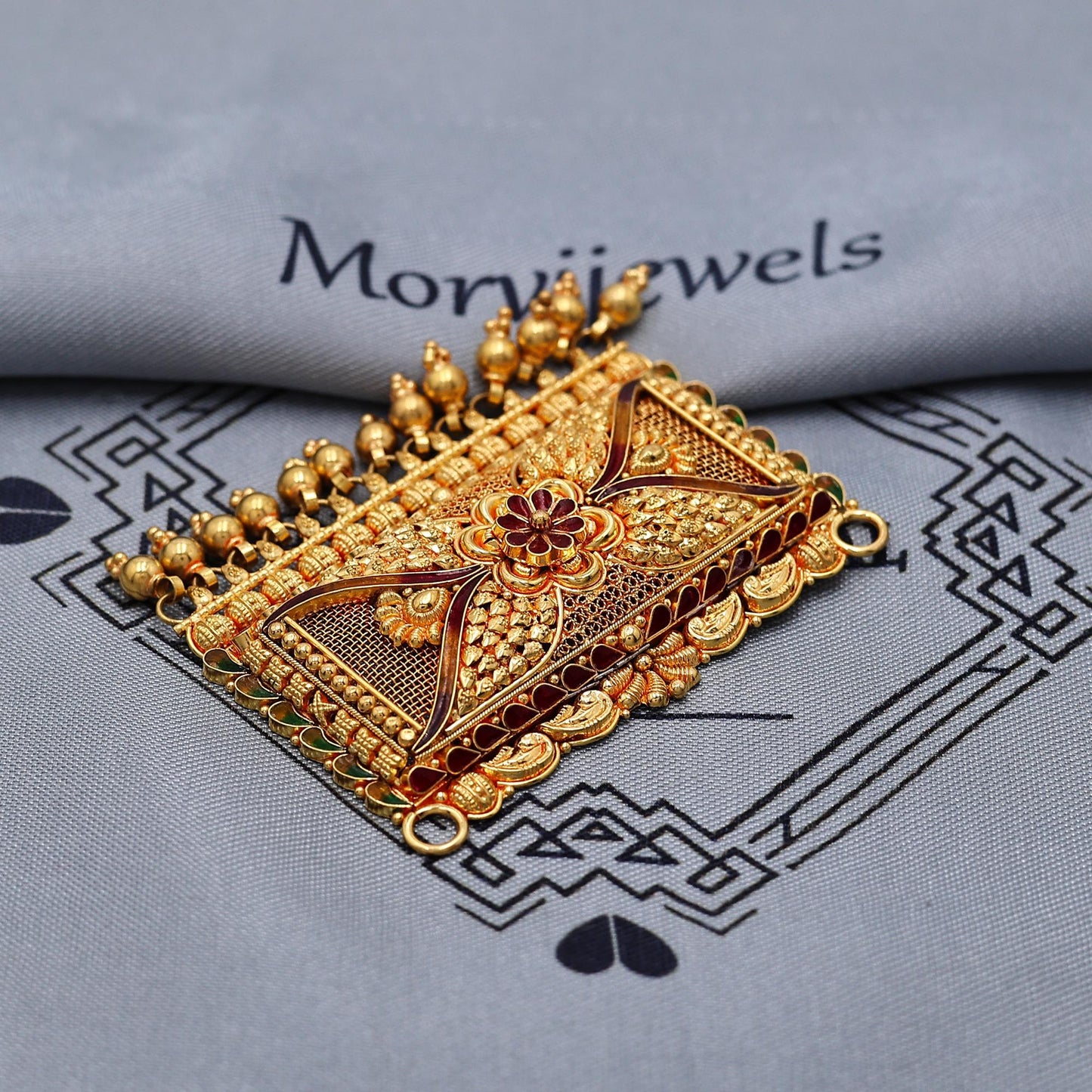 22k Yellow Gold Pendant Necklace Handmade Indian Mangalsutra Handmade Vintage Antique Design Jewelry, K6982