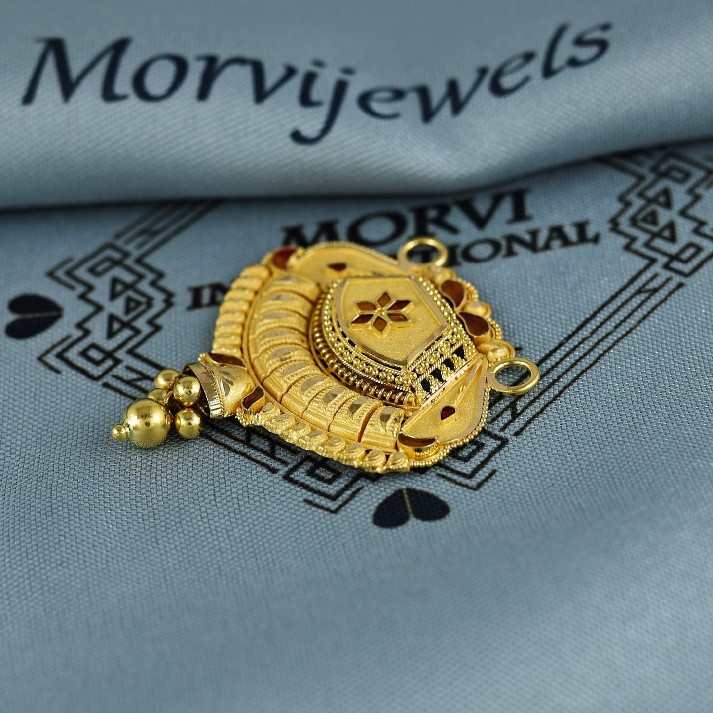 Pure 22k Yellow Gold Pendant Necklace Handmade Indian Mangalsutra Handmade Vintage Antique Design Jewelry, K7000