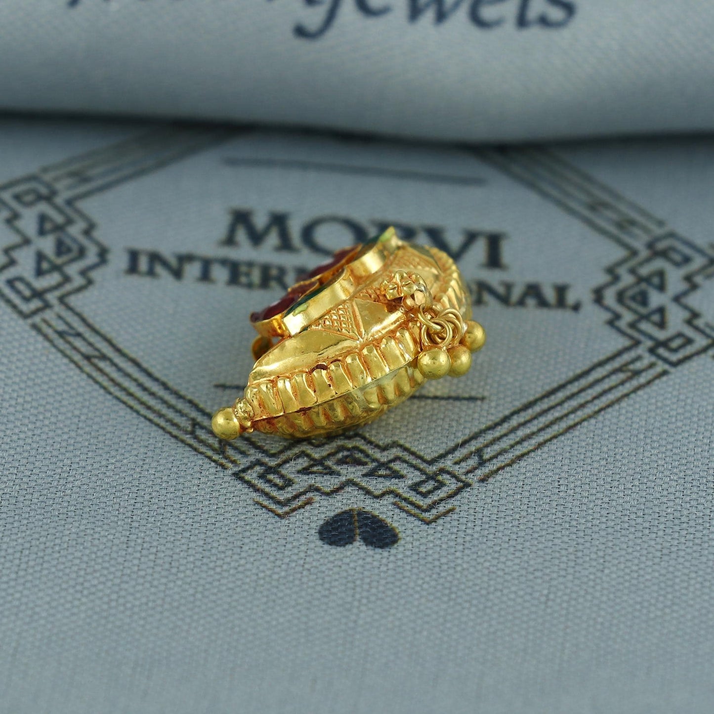 22k Gold Pendant Amulet Jewelry, Tabiz Style Traditional Indian Gold Jewelry, vintage antique design, K7073